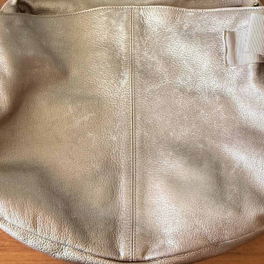 ♦️SOLD♦️ Salvatore Ferragamo Metallic Gold Beige Leather Bow Hobo Bronze Bag - Picture 14 of 16